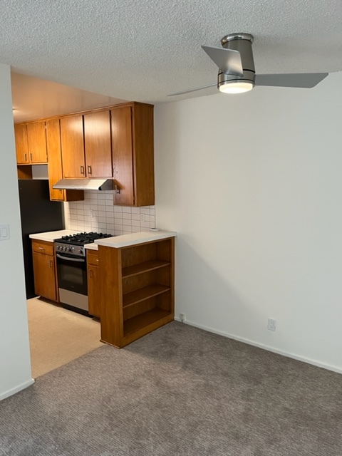 Apt 5 Dining Room - 10700 Louise Ave