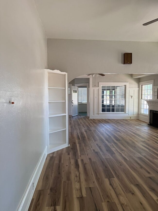 Building Photo - Warm and Charming 2 Bedroom Home in Newman for Rent!