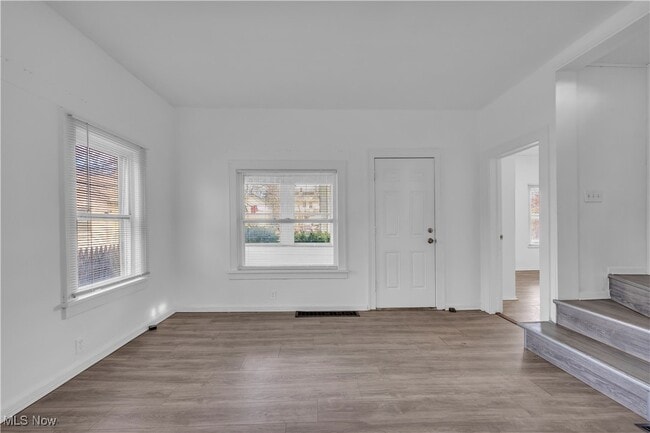 Foto del edificio - 786 E 156th St