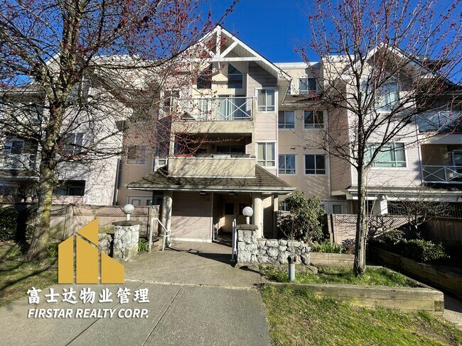 Building Photo - 4950 Joyce St