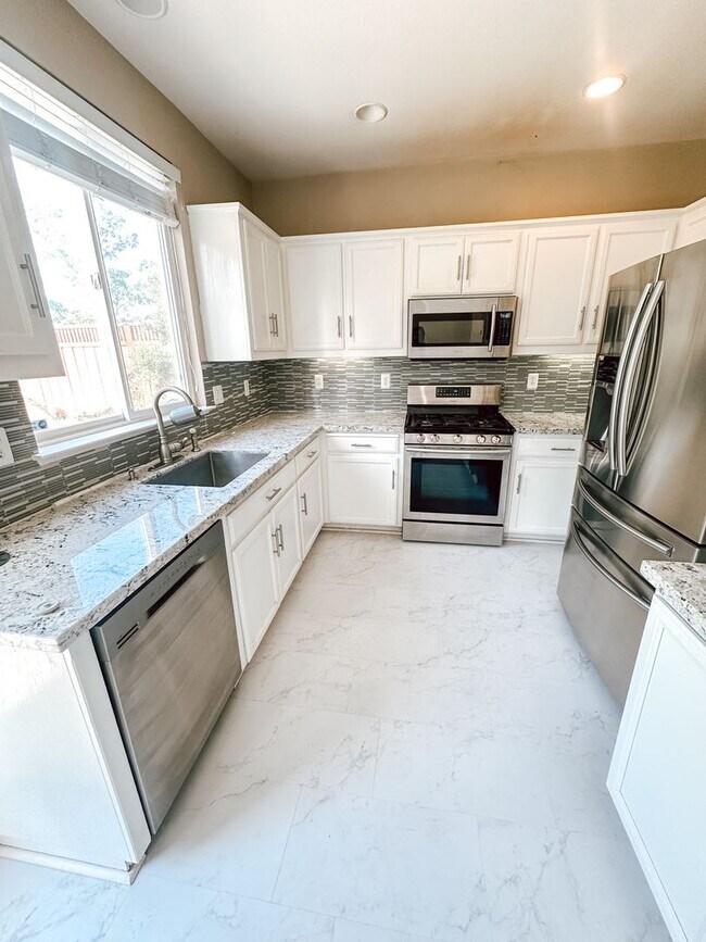 Foto del edificio - Livermore Home Available Now!