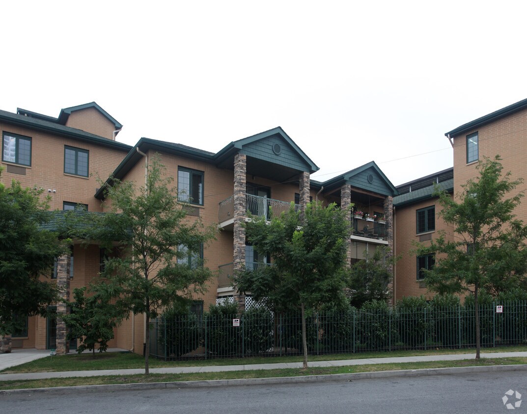 1980 Starr St, Maspeth, NY 11378 Apartments in Maspeth, NY