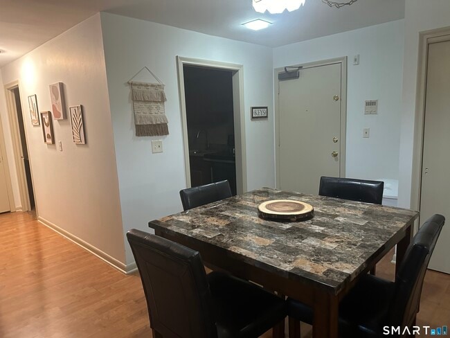 Foto del edificio - 140 Kane St