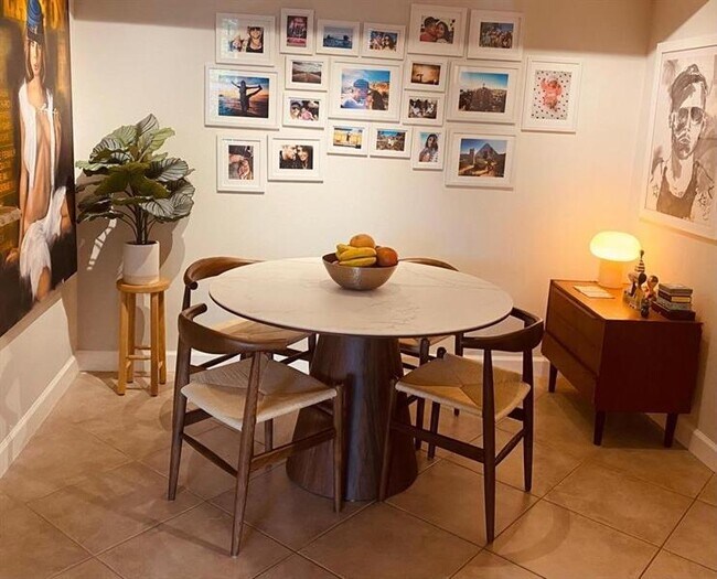 Foto del edificio - 405 Villa Cir