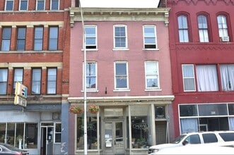 Building Photo - 138 Court St