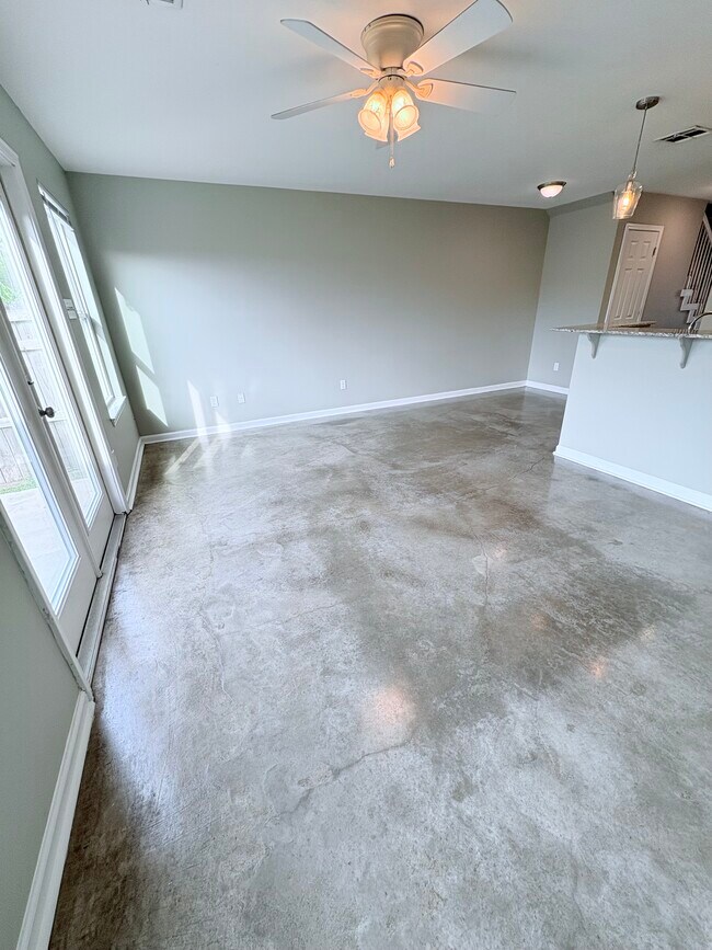 Foto del edificio - 1534 S Patout St