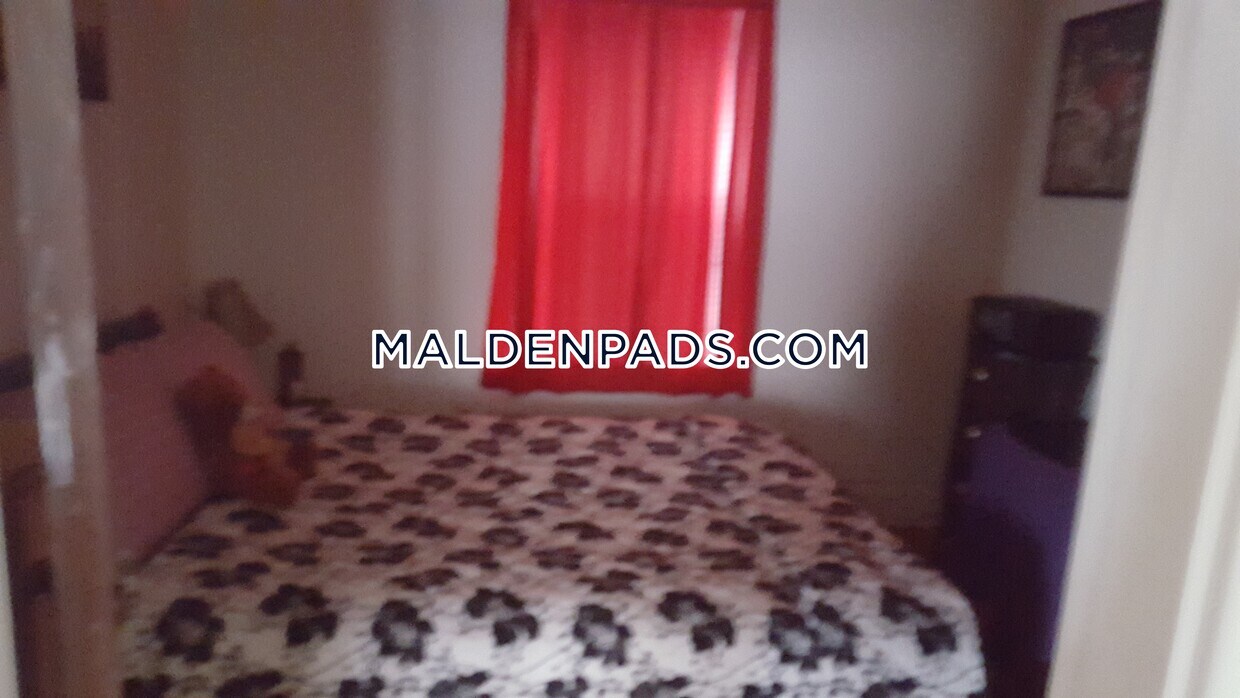 Foto principal - 349 Pleasant St