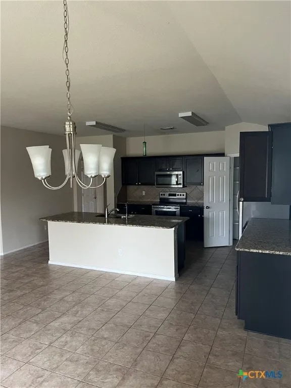 Foto del edificio - 5407 Two Brothers Ln