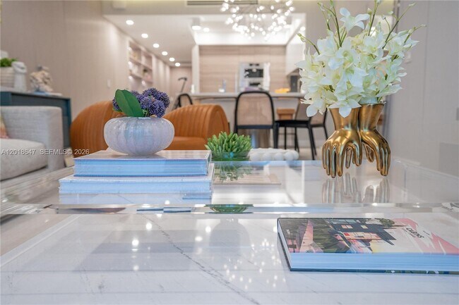 Foto del edificio - 330 Sunny Isles Blvd