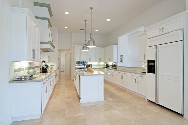 Building Photo - 12210  Sunnydale Drive