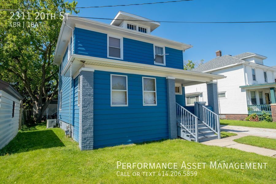 4BR Spacious Racine home with several updates House Rental in Racine