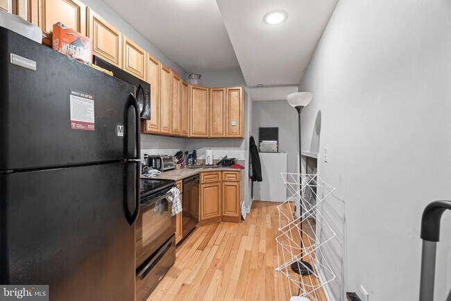 Building Photo - 1848 N 17th St