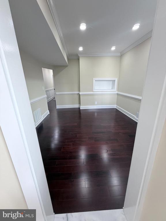 Foto del edificio - 216 S Henry St