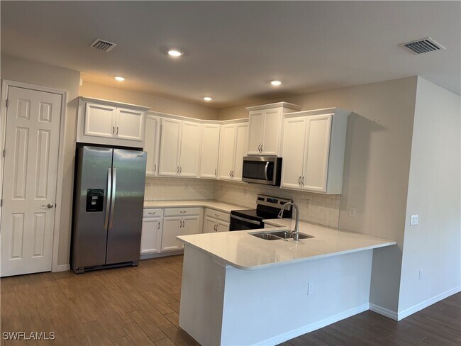 Building Photo - 1273 Enbrook Lp