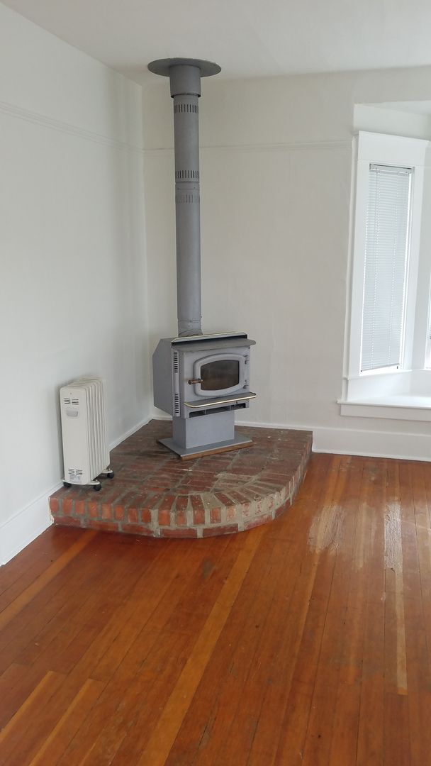 Foto del edificio - Barker Duplex