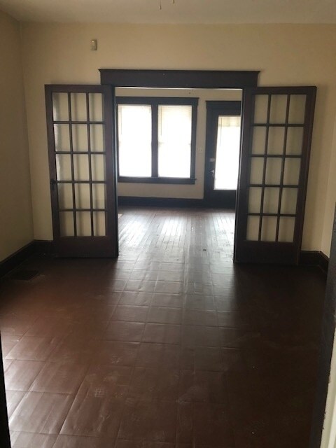 Foto del edificio - 401 E 15th St