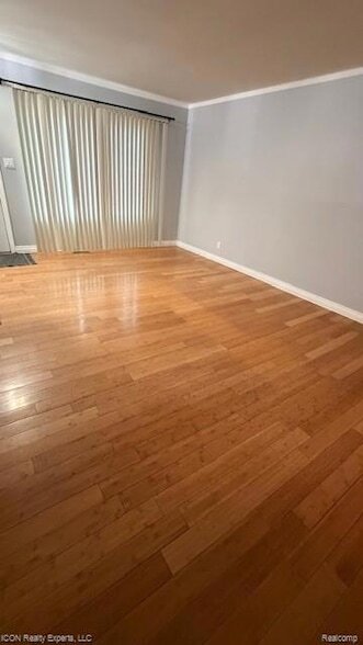 Foto del edificio - 3162 Summers Rd