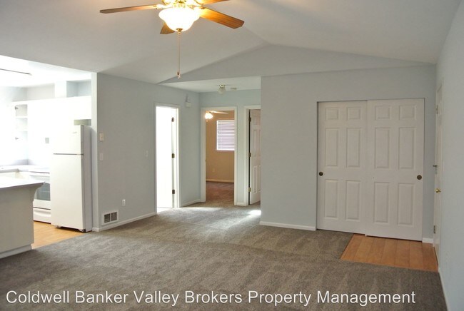 Foto del edificio - 2703 Moraga Ave SE