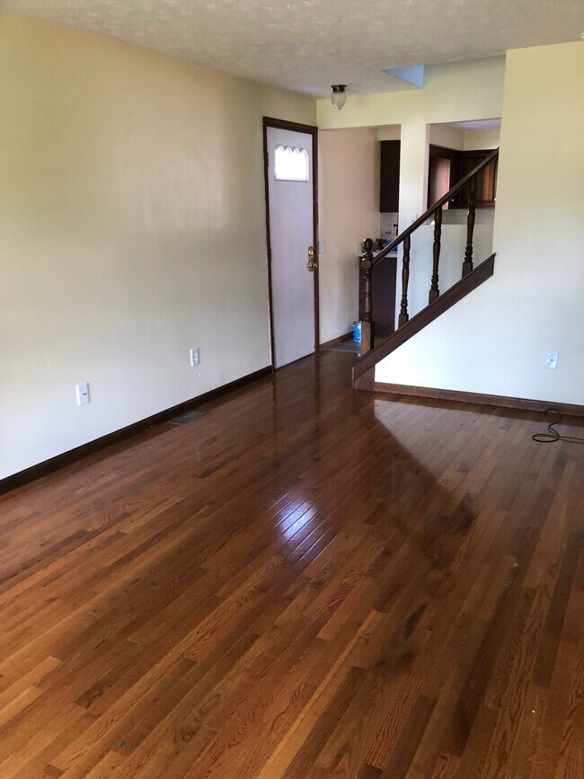 Sala de estar - 55 Castleford Rd