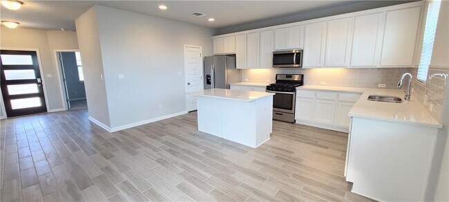 Foto del edificio - 1224 Oak Chase Wy