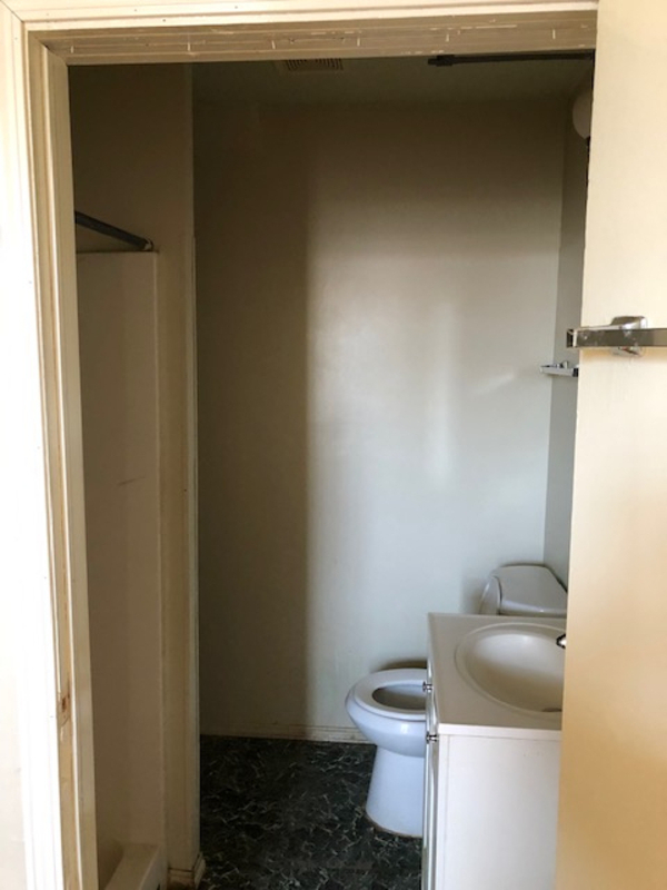 Building Photo - 1112 N San Marcial St