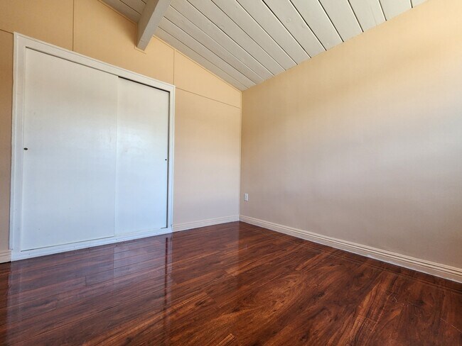 Master Bedroom - 1258 N Albertson Ave