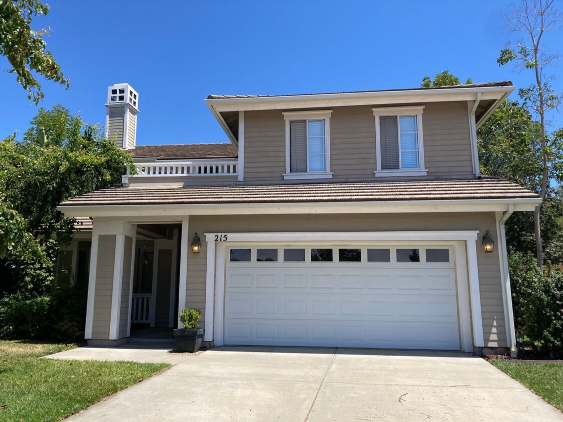 Foto principal - Spectacular and Spacious 4 Bed / 3 Bath Sa...