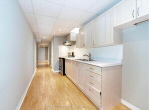 Building Photo - 106 Blackthorn Dr