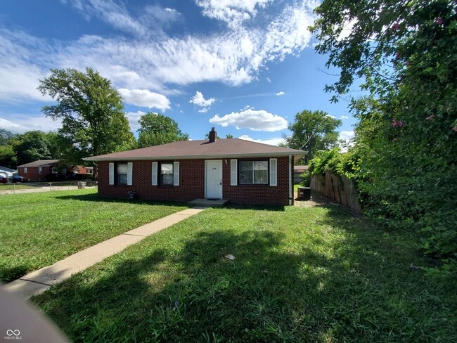 Building Photo - 6019 Oak Ave