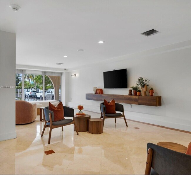 Foto del edificio - 1455 N Treasure Dr