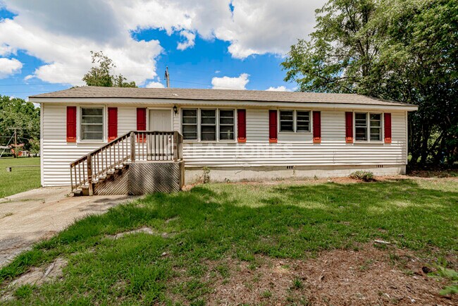 Foto del edificio - NOW OFFERING $250 OFF FIRST FULL MONTH IF ...