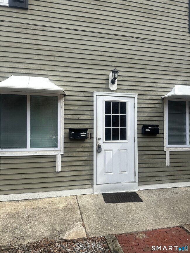 Foto del edificio - 20 Depot St