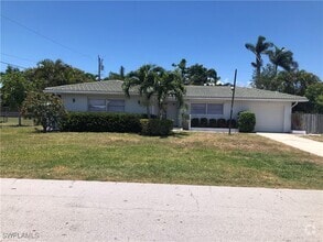 Building Photo - 16750 Carmen Ave
