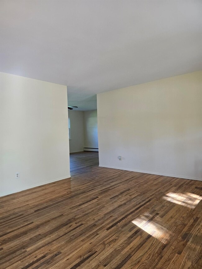 Building Photo - 74 Clifton Pl