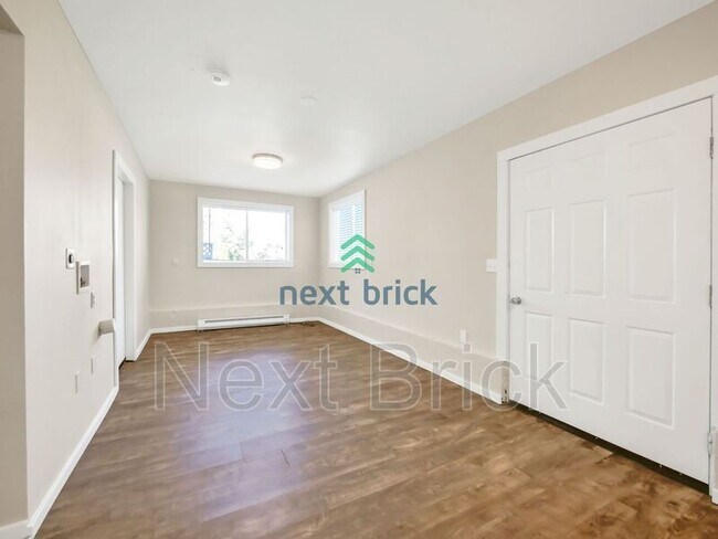 Building Photo - 14830 Cascadian Way