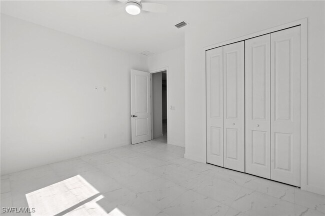 Foto del edificio - 4105 NW 38th Terrace