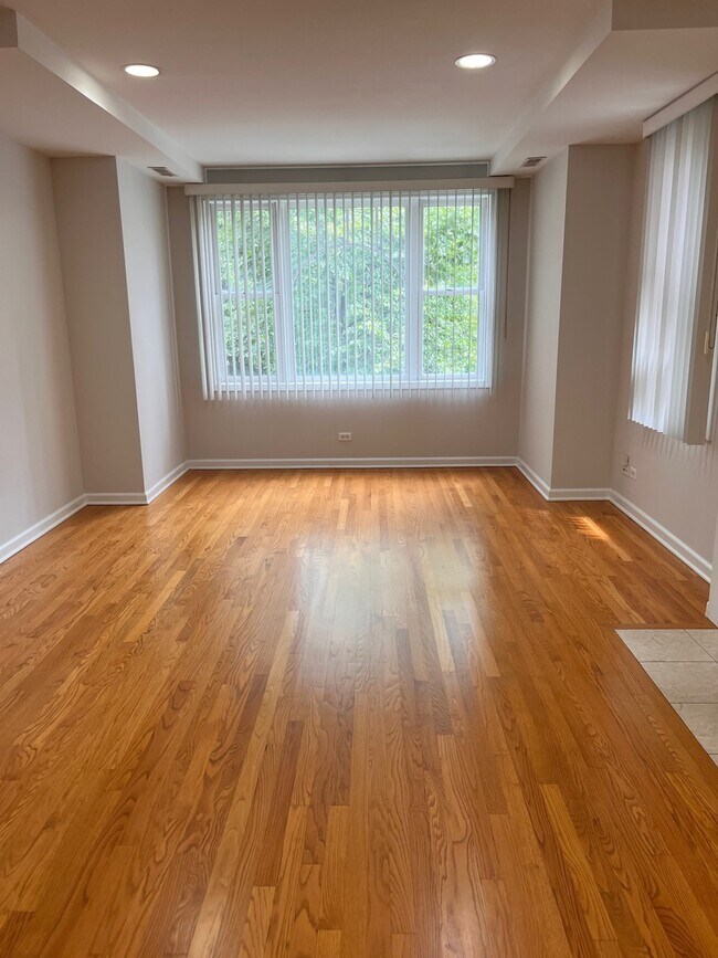 Foto del edificio - 218 S Hamilton Ave