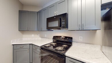 Interior Photo - 20 Lambourne