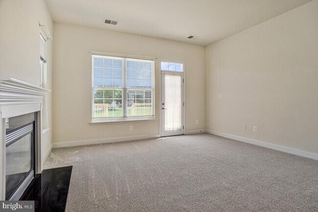 Building Photo - 11094 Commanders Ln