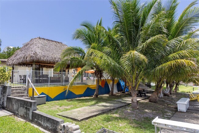 Foto del edificio - 155 SE 19th Ave