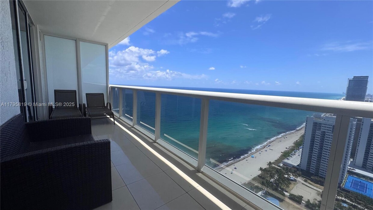 Foto principal - 1830 S Ocean Dr