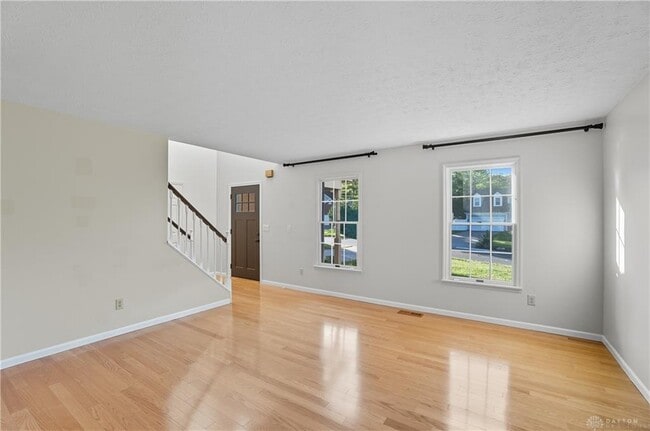 Building Photo - 6389 Willow Ln