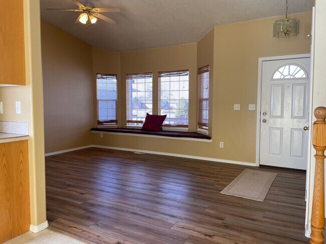 Foto del edificio - Wonderful Meridian Home with RV Parking!