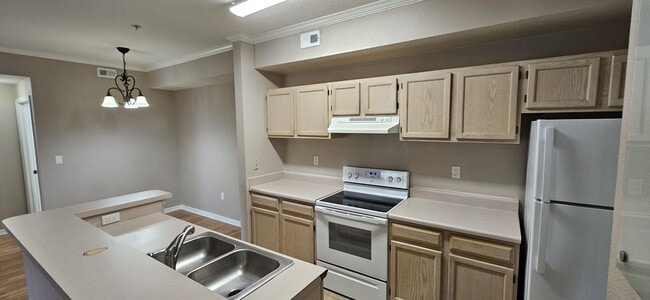 Building Photo - 5614 Pinnacle Heights Cir