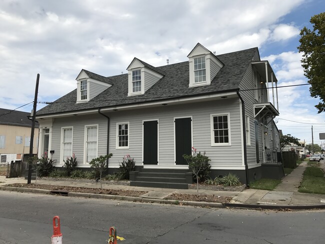 Building Photo - 1549 North Johnson Street