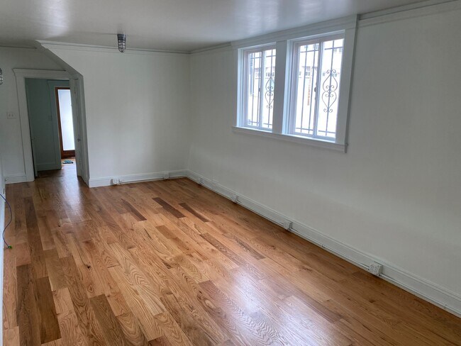 Living room and work space. - 2101 23rd St