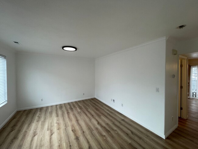 Foto del edificio - 3 Bedroom Townhome by BYU