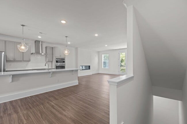 Photo - Gorgeous New Construction!  Updated Kitche... Townhome