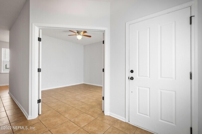 Foto del edificio - 157 Heron Landing Rd