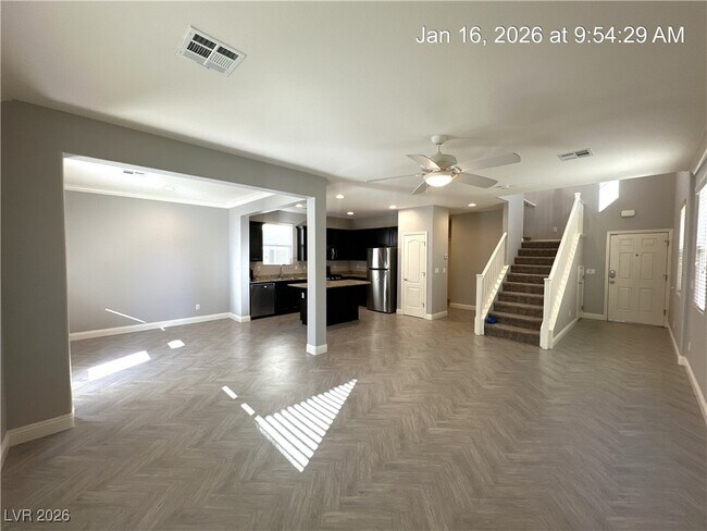 Building Photo - 7535 Earnshaw Ave